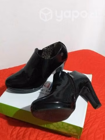 Zapatos Chalada