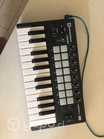 Controlador MIDI Novation LaunchKey Mini MK2