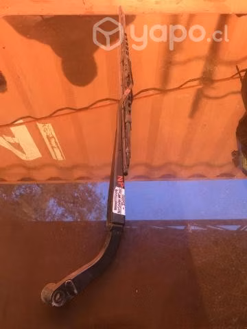 Plumilla limpia parabrisa Nissan NP300 2018
