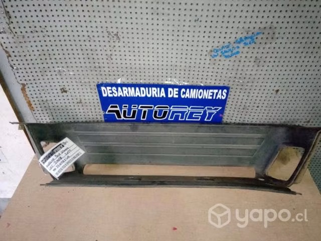 Moldura para choque tras CHV Dmax 2014