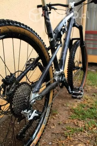 Rocky mountain talla L Enduro