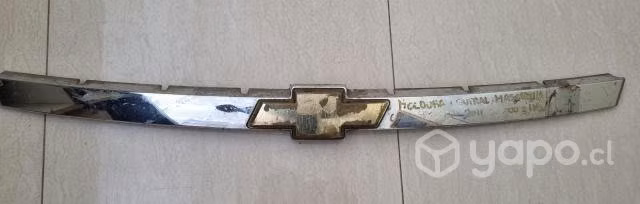 Moldura central mascarilla chevrolet Dmax 2011