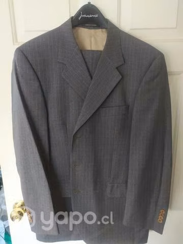 Bestón talla 50 Pierre Cardin