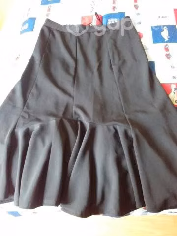 Linda Falda Formal