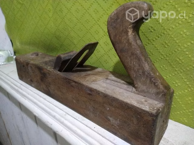 Antigua garlopa o cepillo de madera ,vintage retro