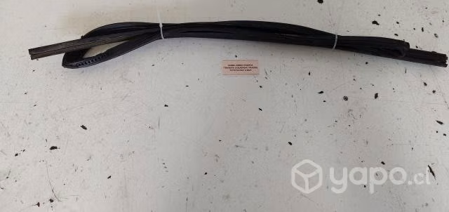 Goma Vidrio Puerta Trasera Izquierda (TRA086) Toyo