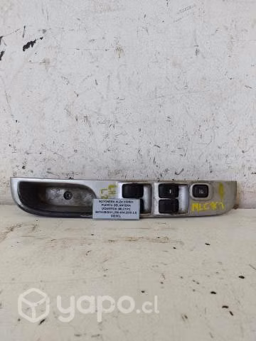 Botonera Alza Vidrio Puerta Delantera Izquierda