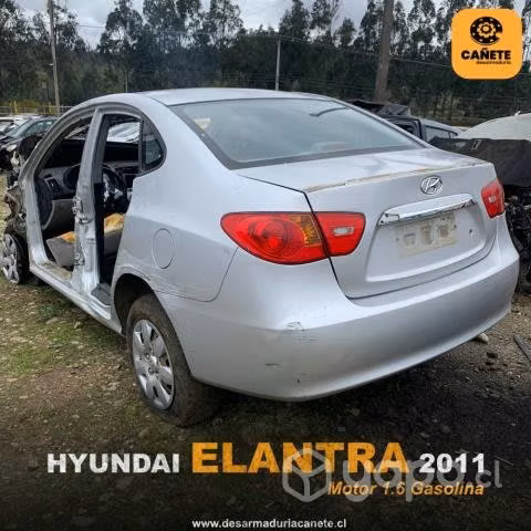Múltiple admisión Hyundai Elantra 1.6 2011