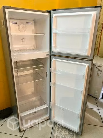 Refrigerador MADEMSA 1 mes de uso