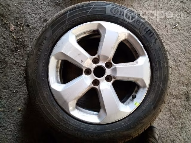 Jeep compass. llanta original