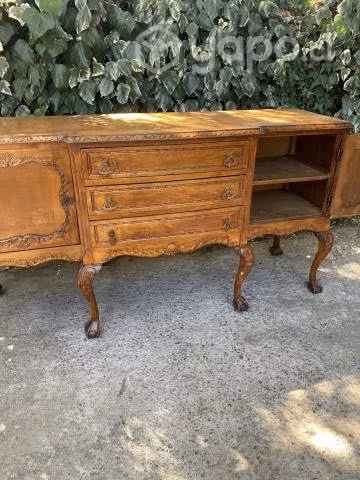 Buffet chippendale