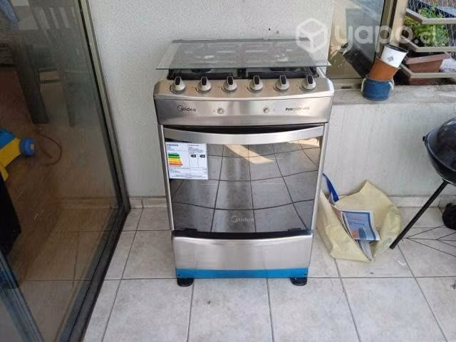 Cocina Midea usada