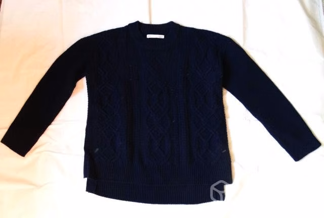 Sweater/ Chaleco Sfera nuevo, talla S - Imagen 2