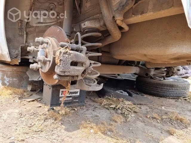 Eje trasero peugeot 208 año 2013-2018