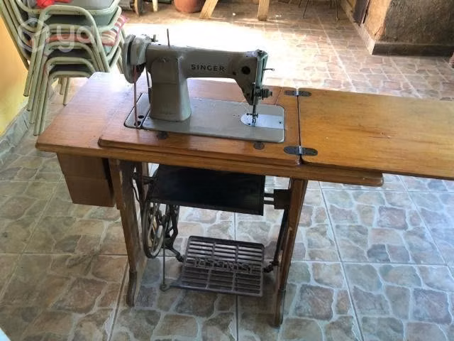 Máquina de cocer antigua