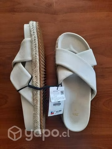 Sandalia Zara Talla 37 nuevas con etiqueta