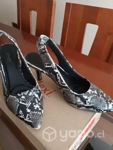 Zapatos de mujer, N°37 excelente estado - Imagen 2