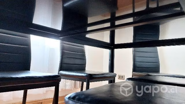 Mesa de comedor con 6 sillas