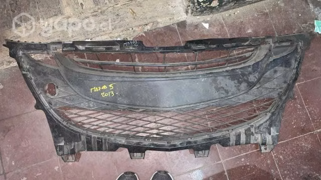 Mazda 5 2012 rejilla de parachoque delantero
