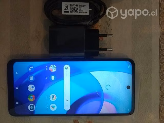 Moto e30 nuevo con su cargador sin caja