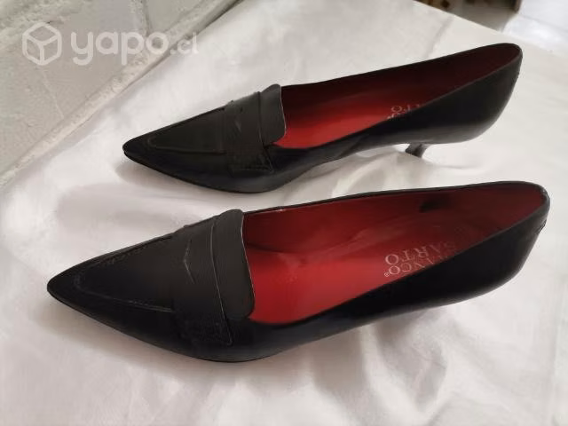 Zapatos negros