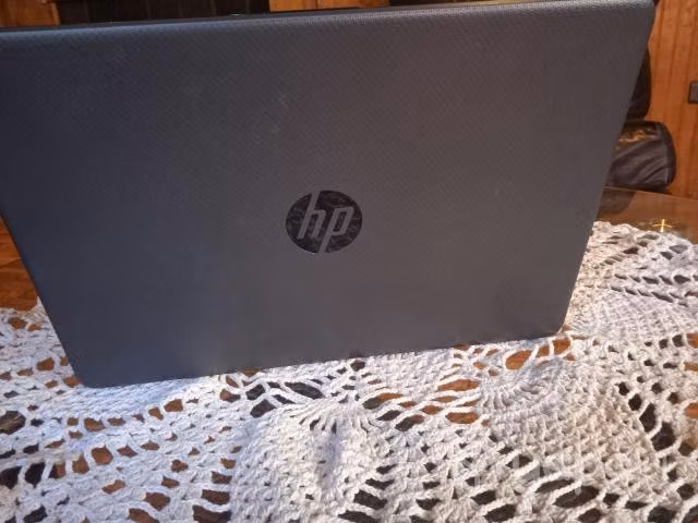 Notebook Nuevo sellado. - Imagen 3