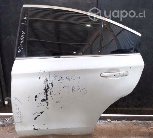 Puerta Subaru Legacy trasero izquierdo (T/crédito