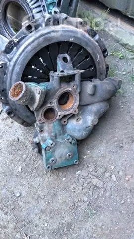 Conexión bomba de agua Volvo