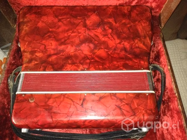 Acordeon Italiana Noble 120 bajos
