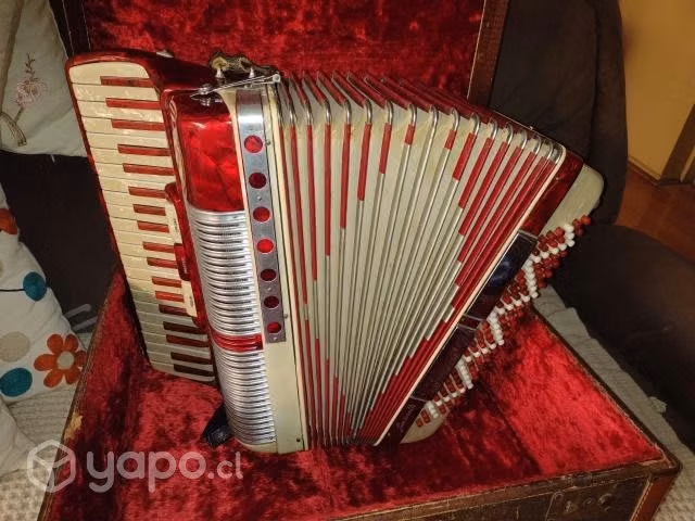 Acordeon Italiana Noble 120 bajos