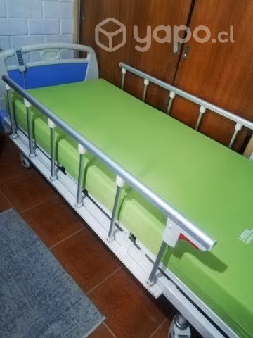 Cama clínica eléctrica