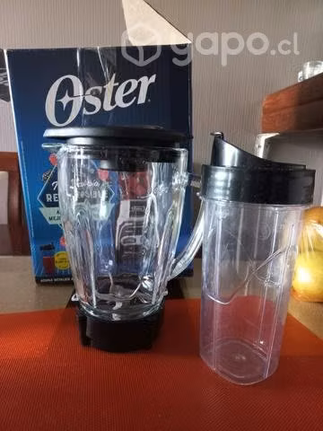 Licuadora Oster con tecnología reversible(usado)