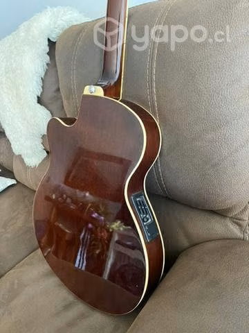 Pack de Guitarra + estuche + atril