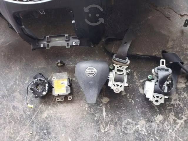 Tapa airbag nissan np300 2019