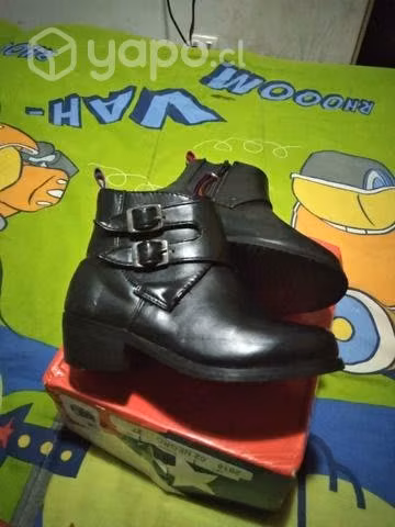 Zapatos de huasito talla 27