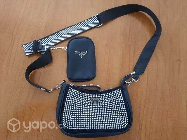 Cartera tipo bandolera negra