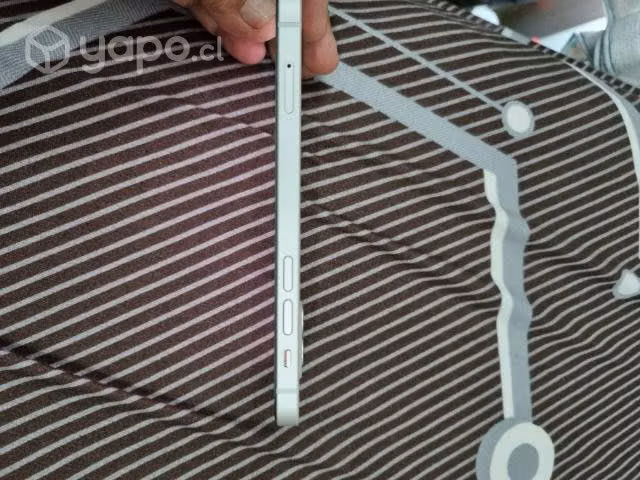 Iphone 12 solo - Imagen 4