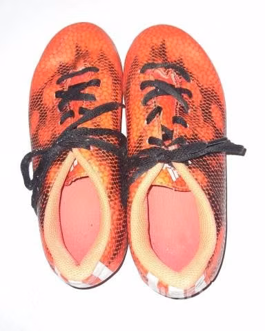 Zapatillas Adidas Futbol N° 33 1/2 Naranja/negro U