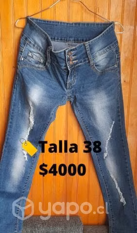 Ropa usada de mujer