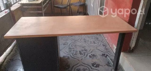 Escritorio buen estado