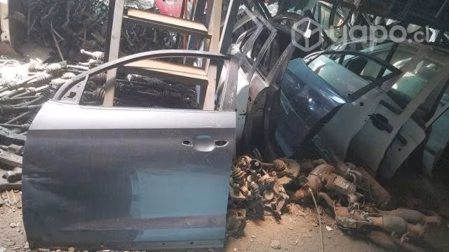 Puerta delantera izquierda hyundai tucson 17-20