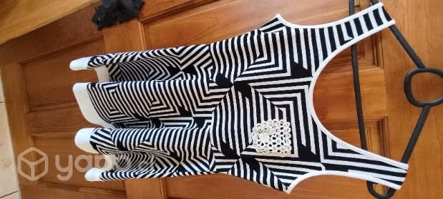 Vestidos y trajes formales