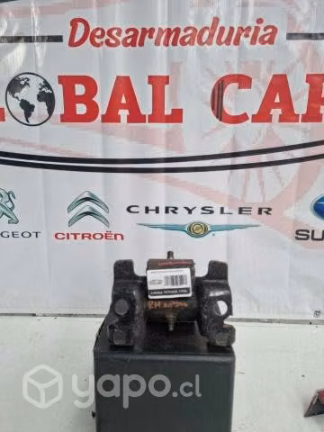Base de motor derecha np300