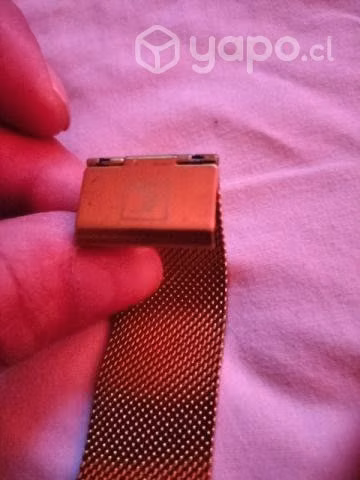 Reloj nuevo muy poco uso