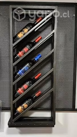 Cava de vino estilo industrial