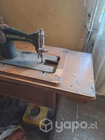 Maquina de coser antigua coleccionable - Imagen 2