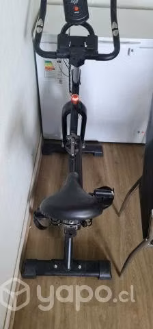 Bicicleta de spinning como nueva