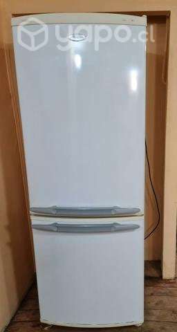 Refrigerador marca Whirlpool - Imagen 2