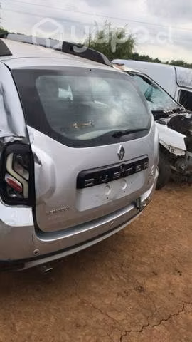 Portalón Renault duster