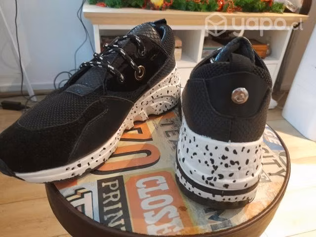 Zapatillas Originales Marca GOTTA 1 SOLO USO - Imagen 2